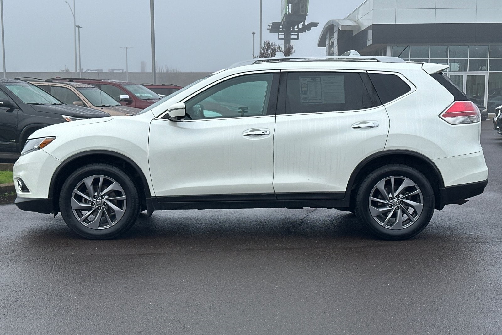 2016 Nissan Rogue SL