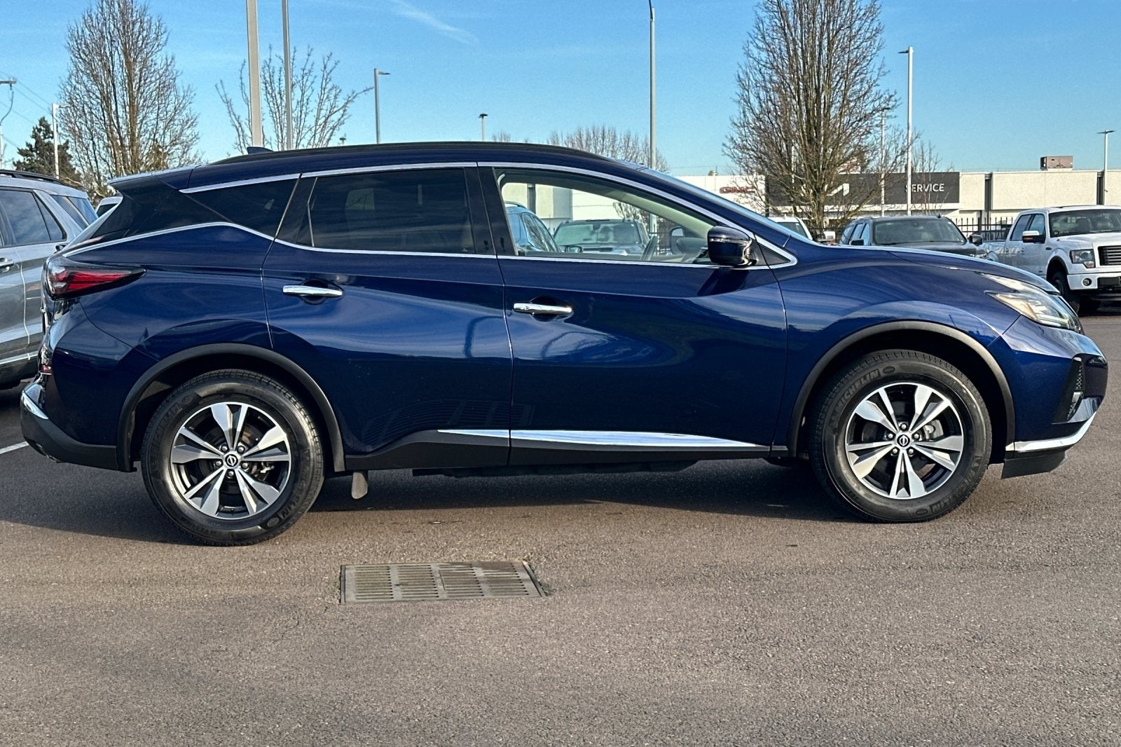 2023 Nissan Murano SV