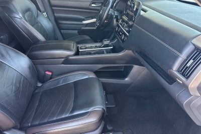 2022 Nissan Pathfinder Platinum