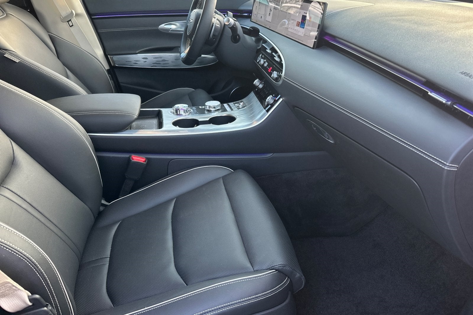 2026 Genesis Electrified GV70 STANDARD