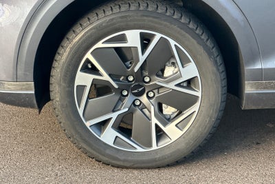 2026 Genesis Electrified GV70 STANDARD