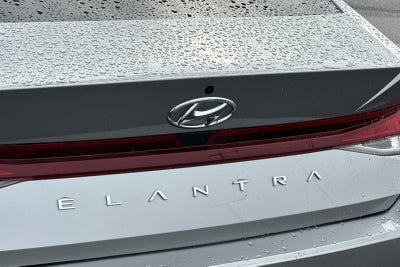 2021 Hyundai Elantra SE