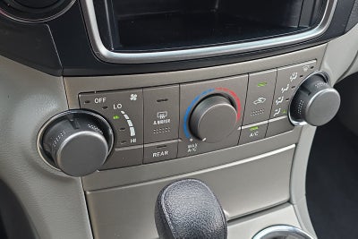 2013 Toyota Highlander Base Plus V6