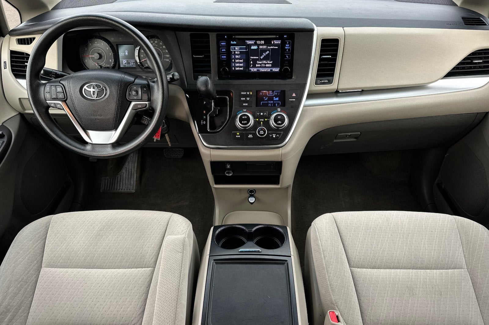 2015 Toyota Sienna LE