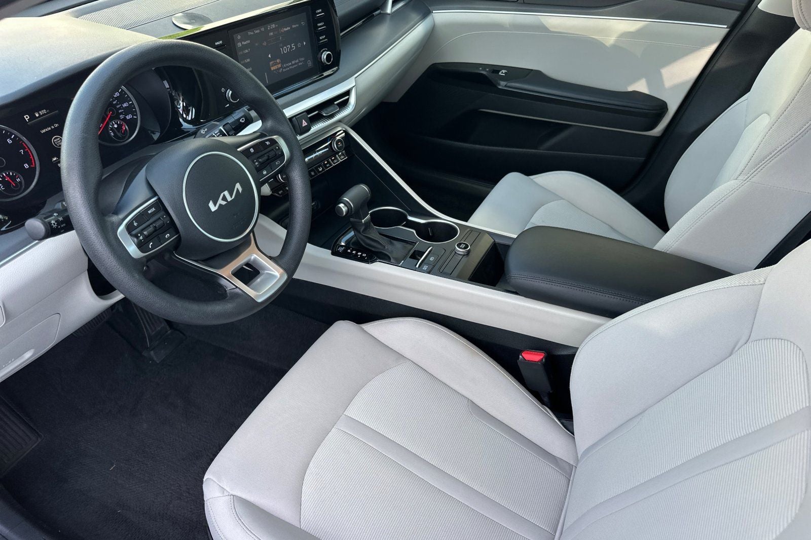 2022 Kia K5 LXS