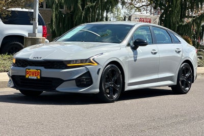 2022 Kia K5 GT-Line