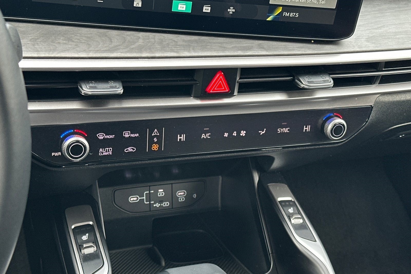 2024 Kia Sorento X-Line EX