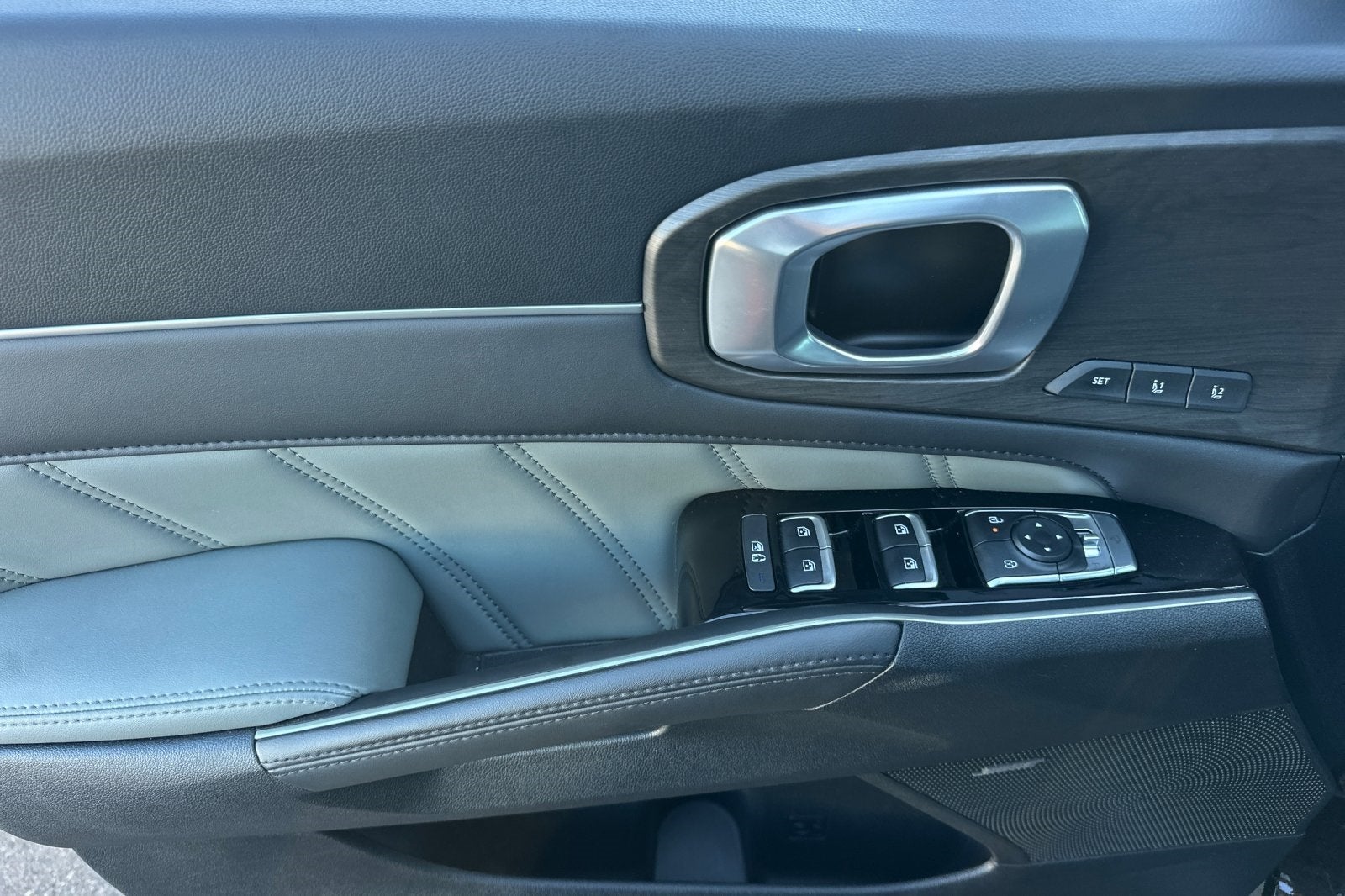 2025 Kia Sorento X-Line SX Prestige