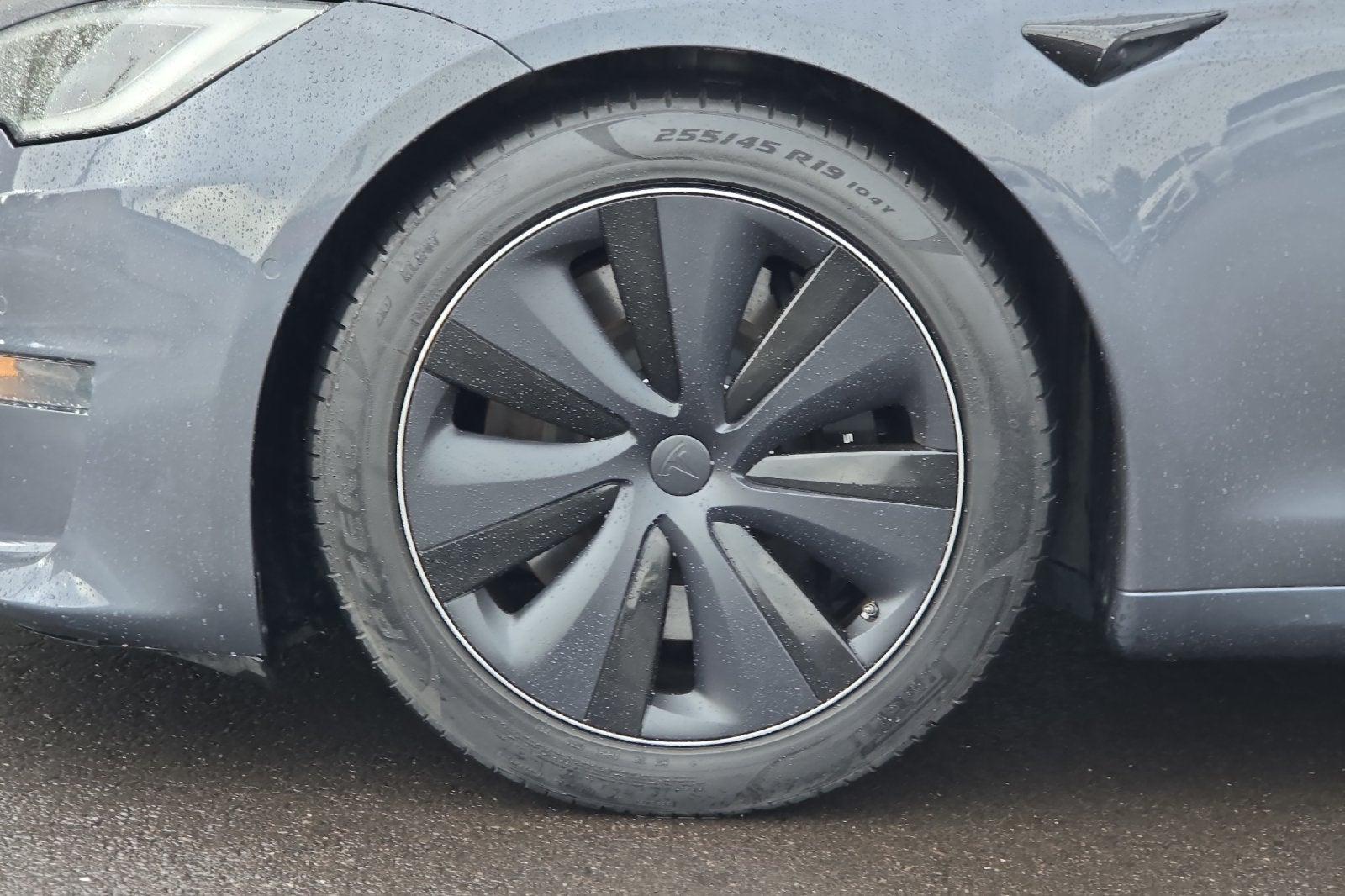 2022 Tesla Model S Base