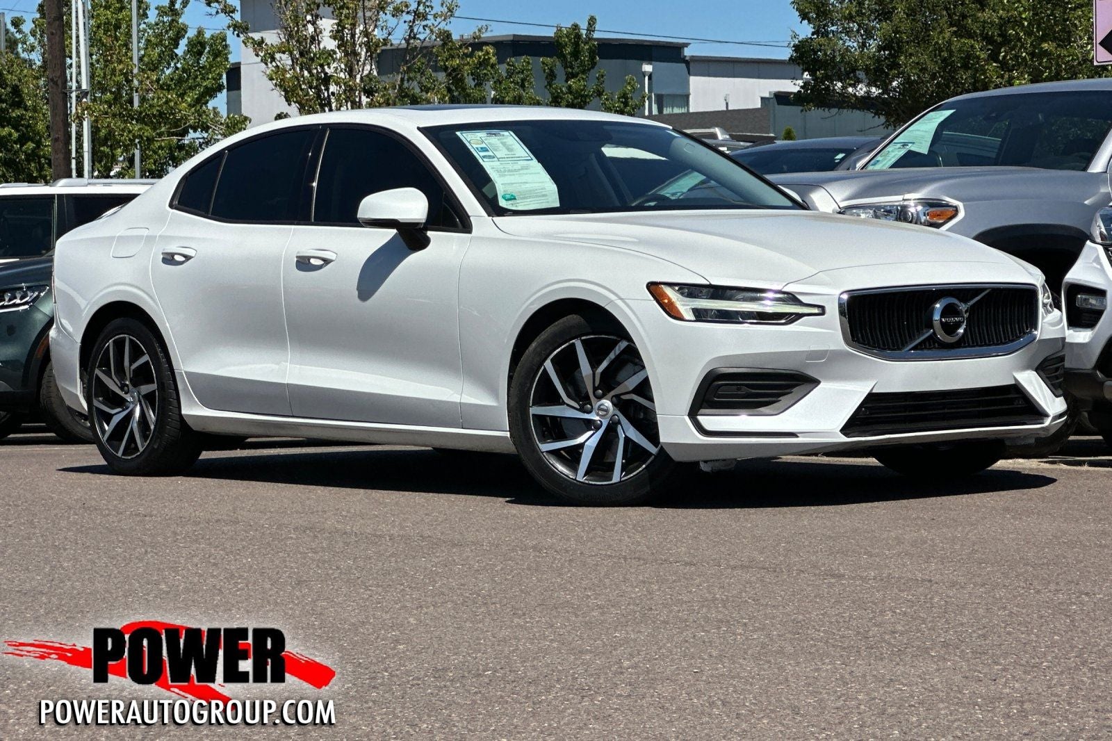 2019 Volvo S60 T6 Momentum