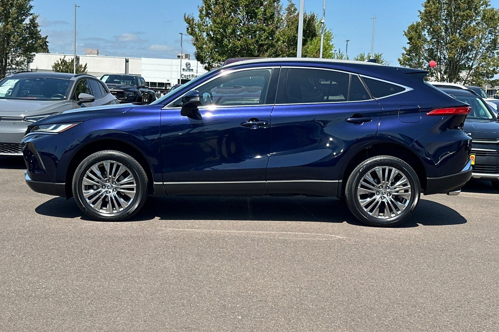 2023 Toyota Venza XLE