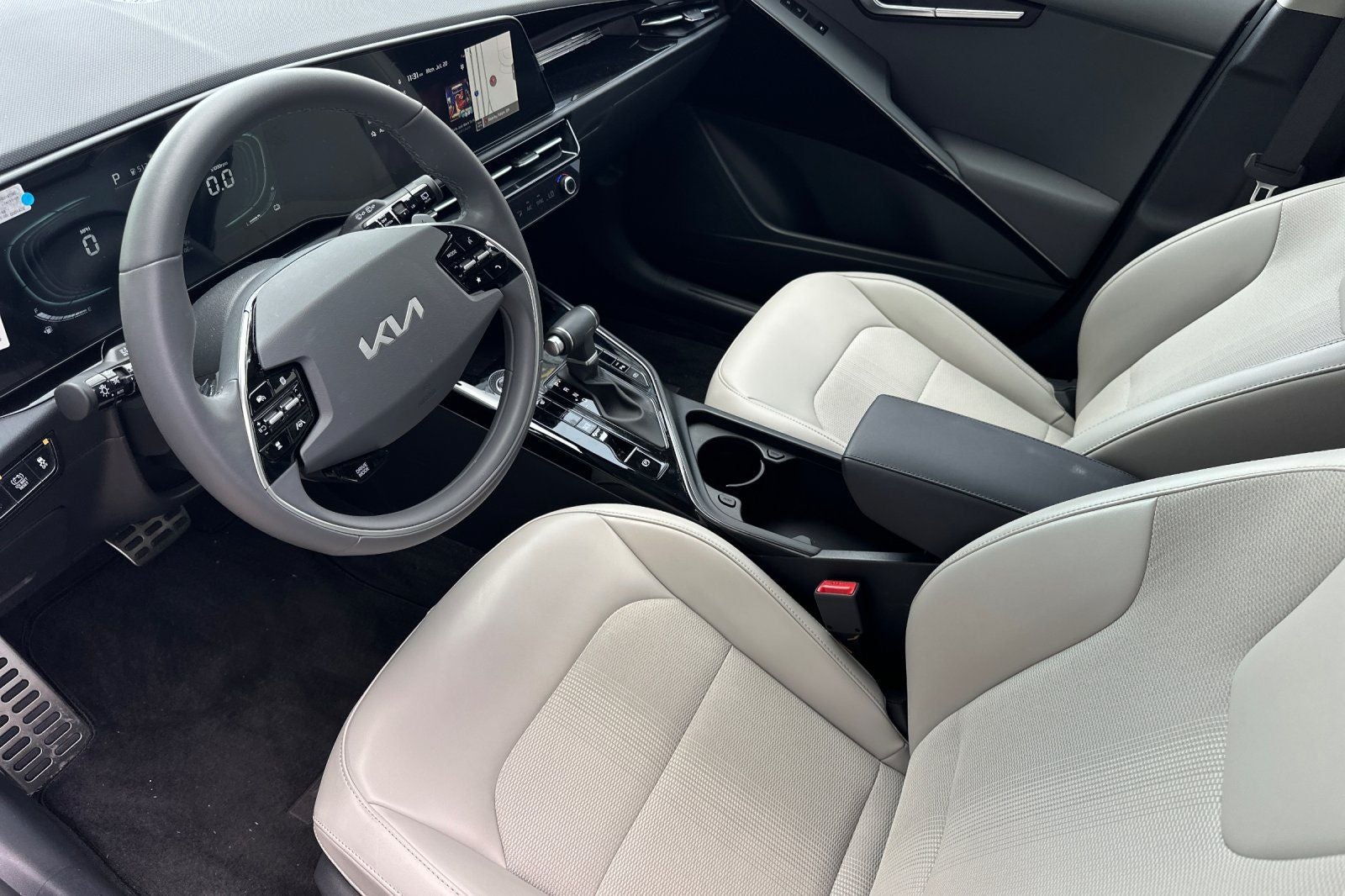 2025 Kia Niro EX Touring