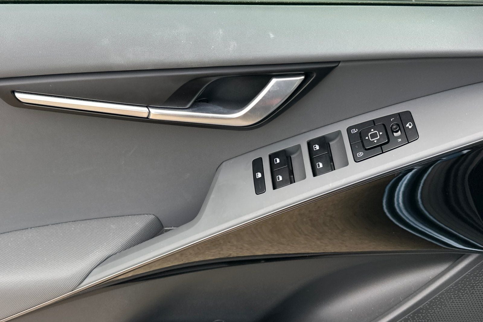 2025 Kia Niro EX Touring