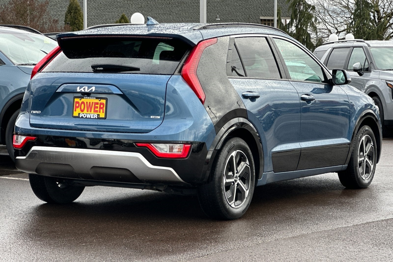 2023 Kia Niro SX