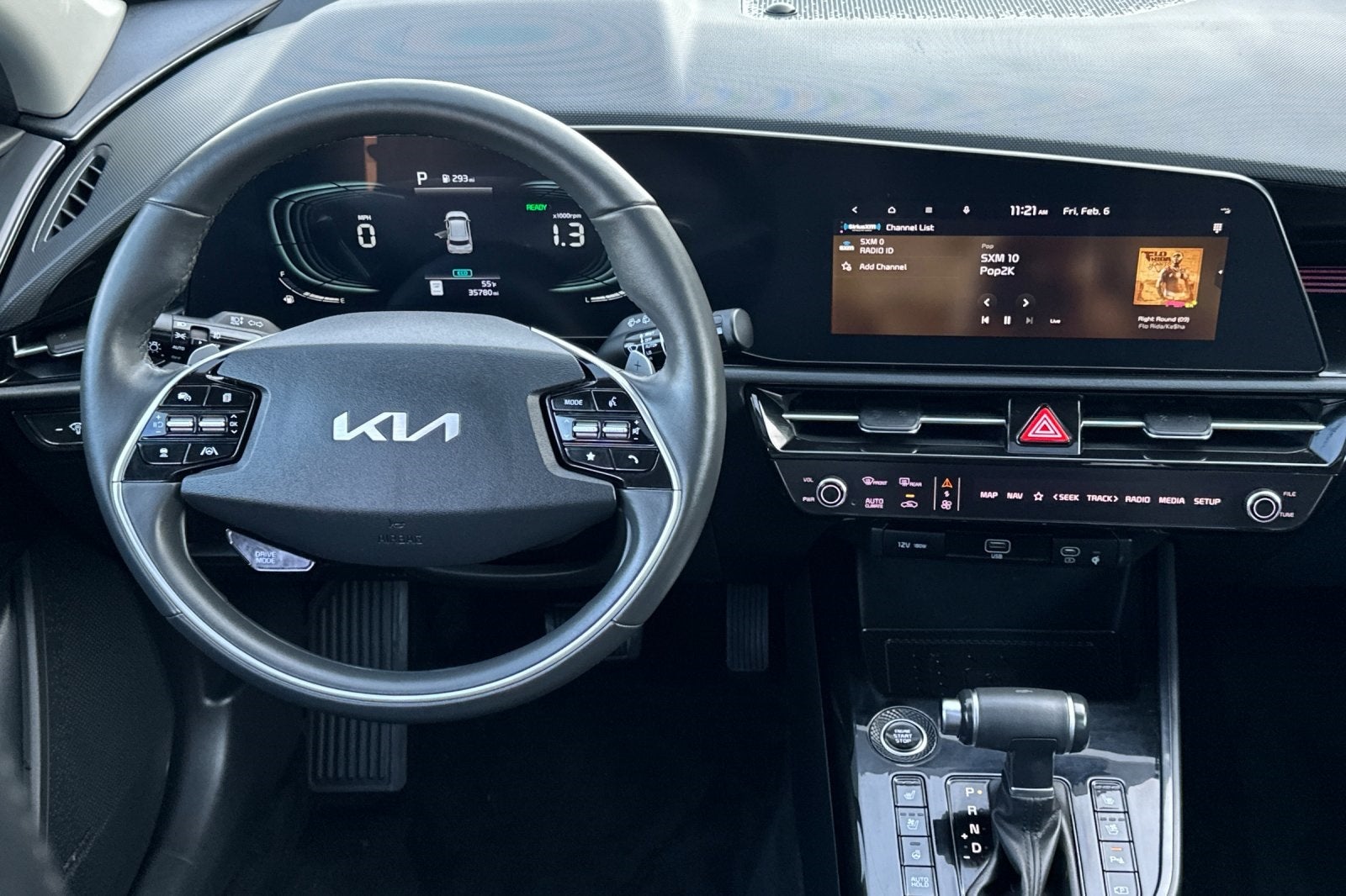 2024 Kia Niro SX