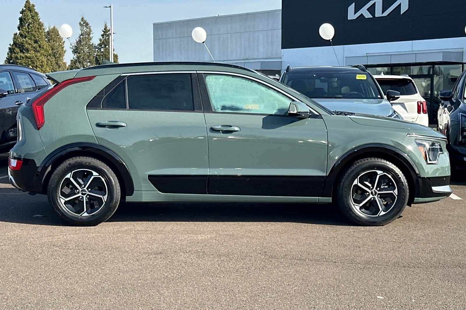 2024 Kia Niro SX