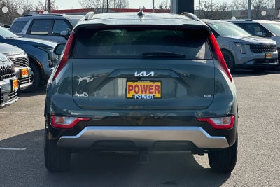 2024 Kia Niro SX