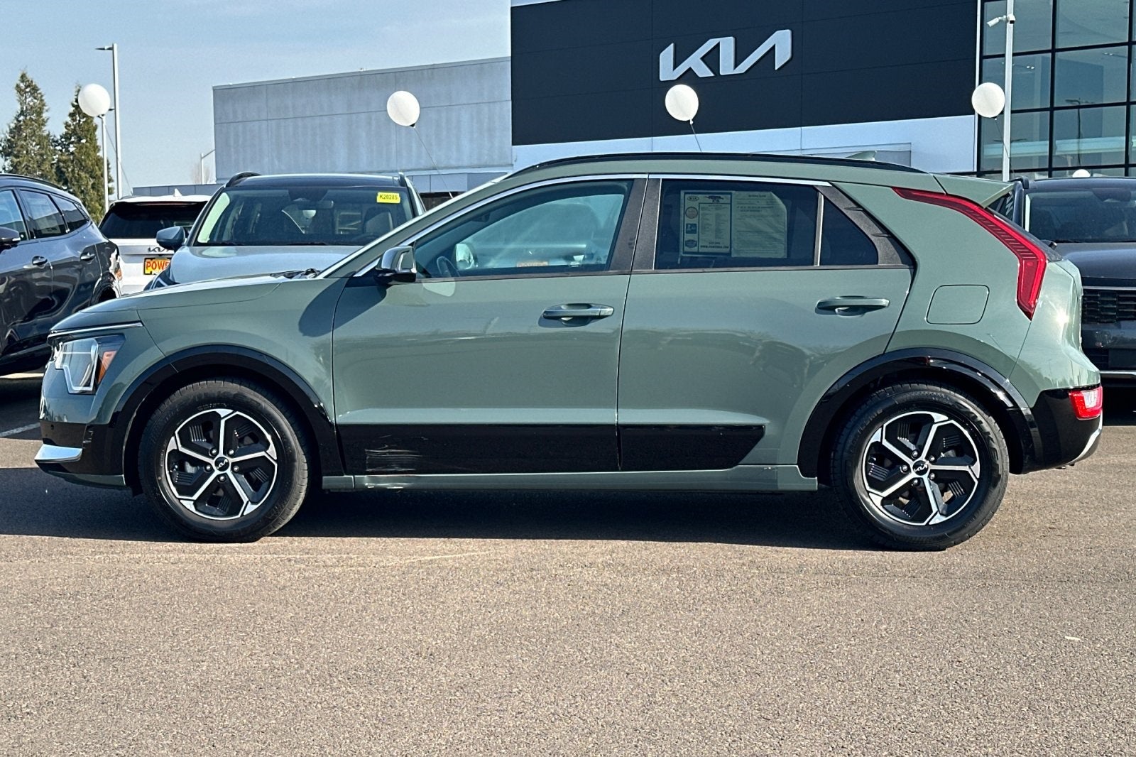 2024 Kia Niro SX