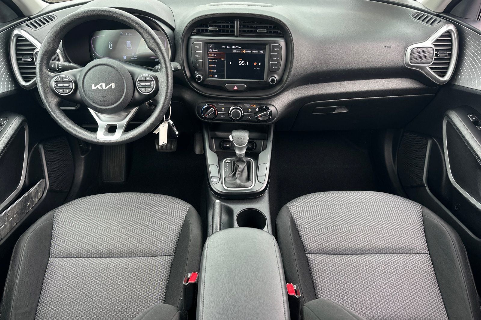 2024 Kia Soul LX