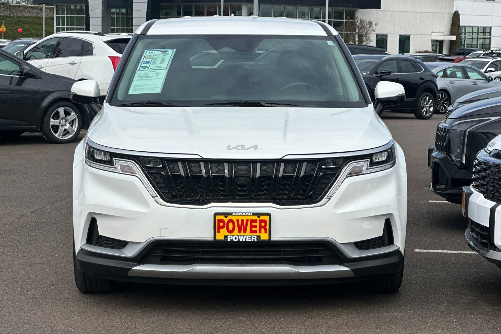 2024 Kia Carnival LX