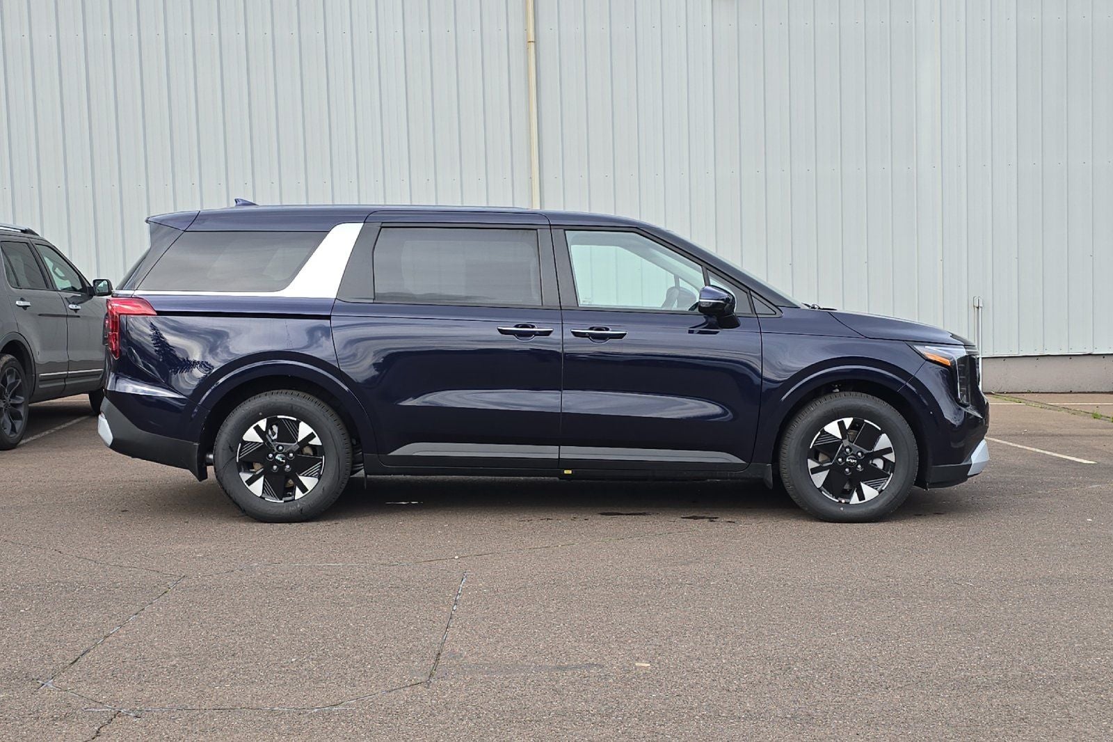 2026 Kia Carnival Hybrid LXS