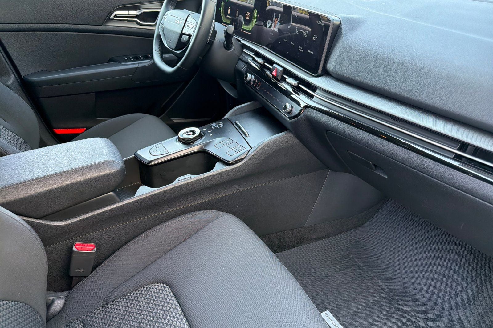 2026 Kia Sportage Hybrid S