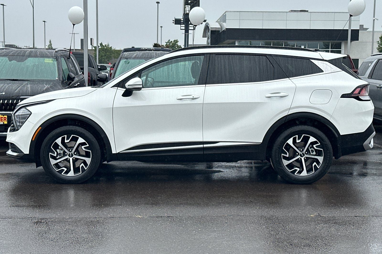 2025 Kia Sportage Hybrid EX