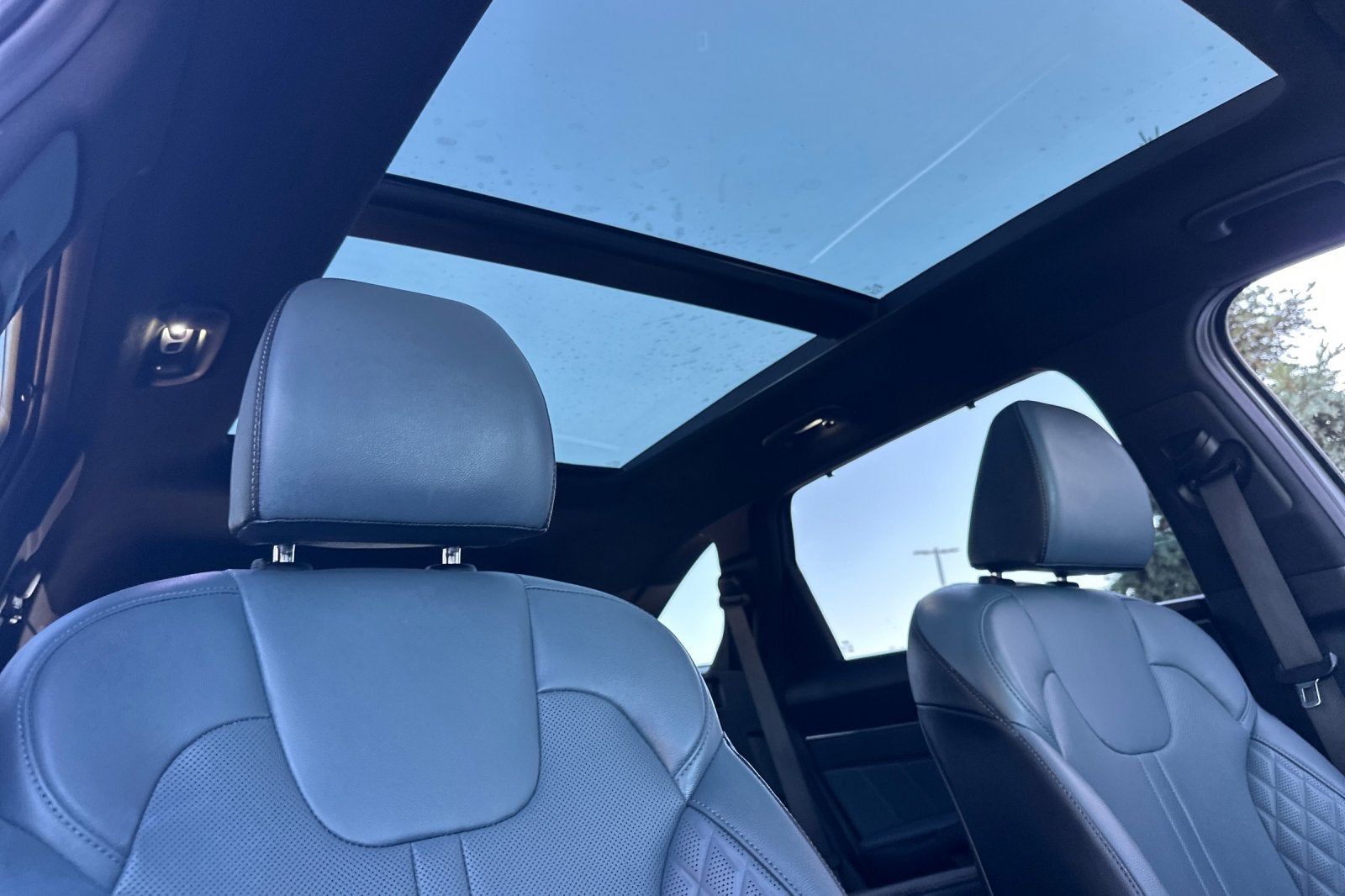 2025 Kia Sorento Plug-In Hybrid SX Prestige
