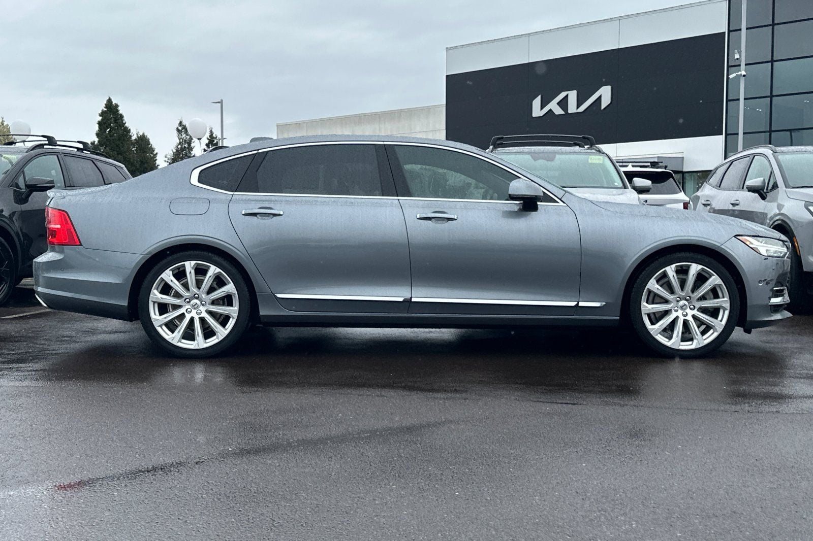 2018 Volvo S90 Hybrid T8 Inscription
