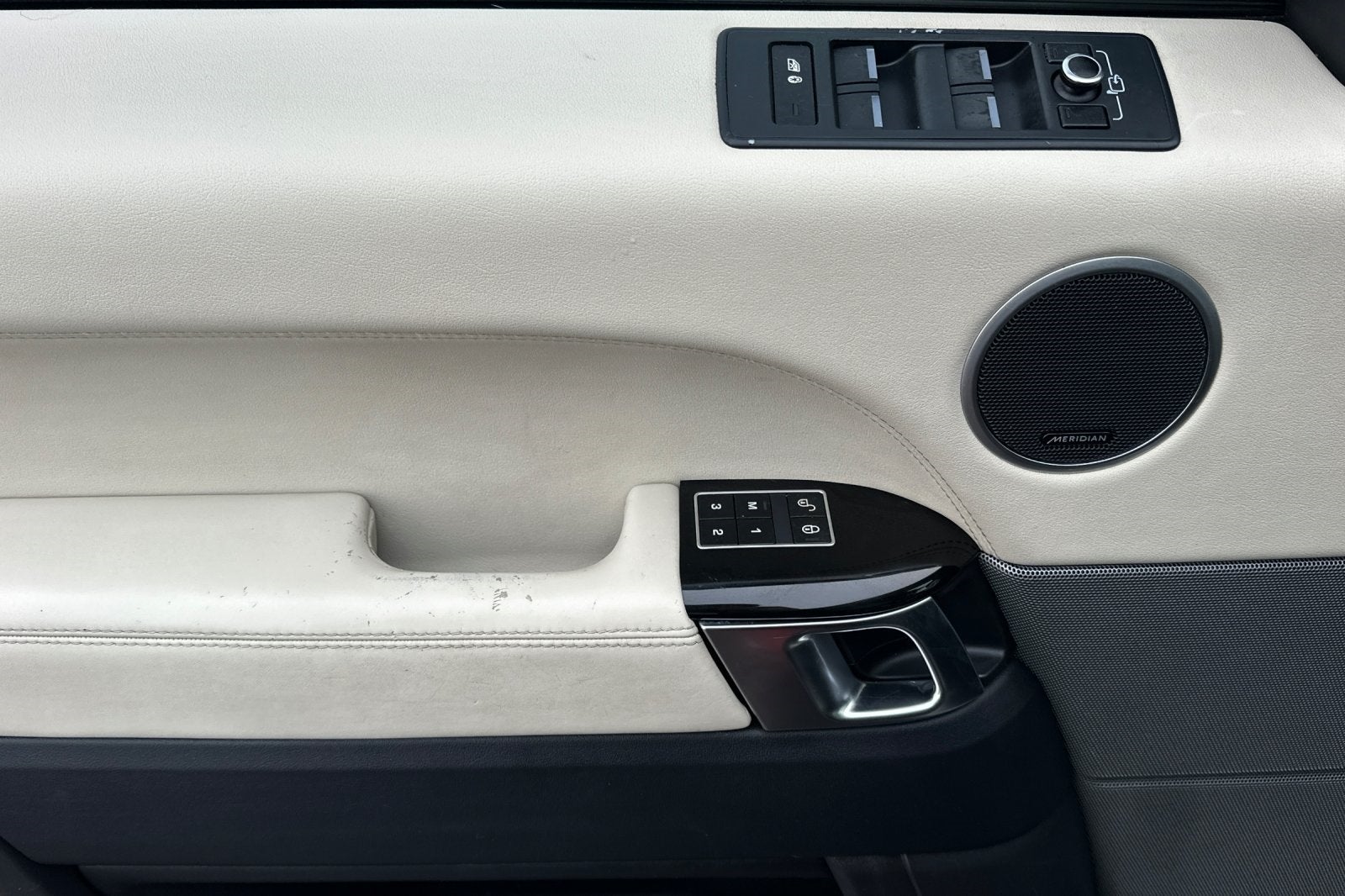 2015 Land Rover Range Rover Sport 3.0L V6 Supercharged HSE