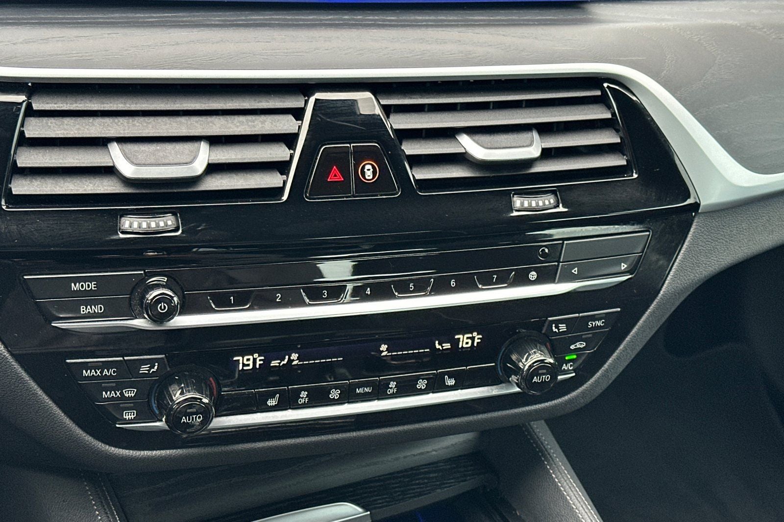 2023 BMW 5 Series M550i xDrive