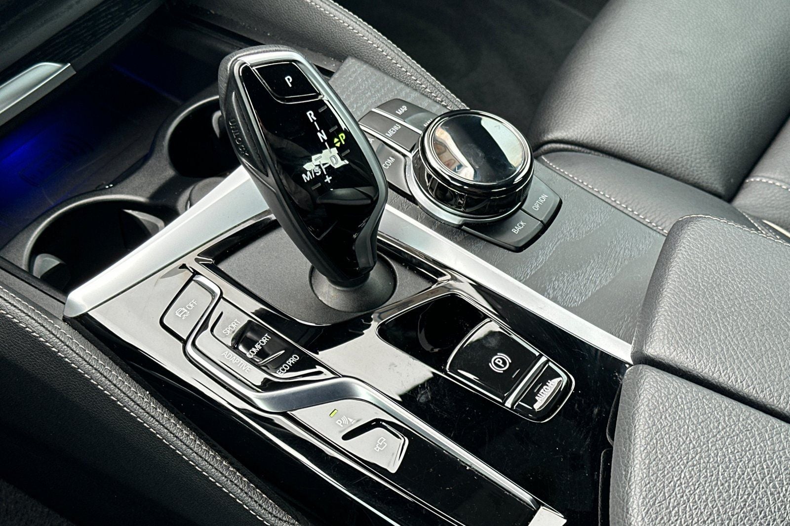 2023 BMW 5 Series M550i xDrive