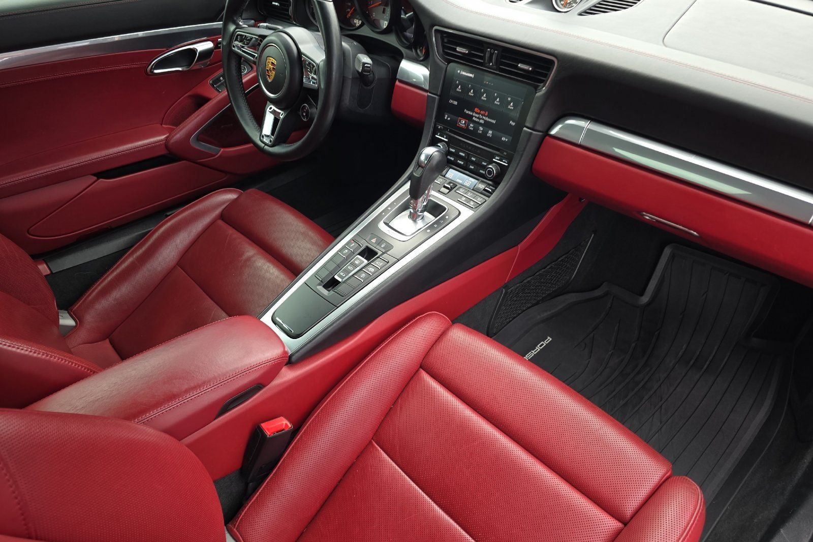 2017 Porsche 911 Carrera 4S