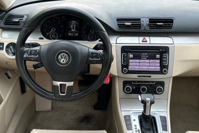 2010 Volkswagen Passat Komfort