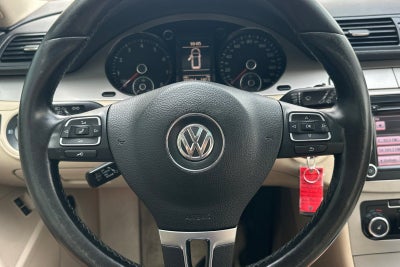 2010 Volkswagen Passat Komfort
