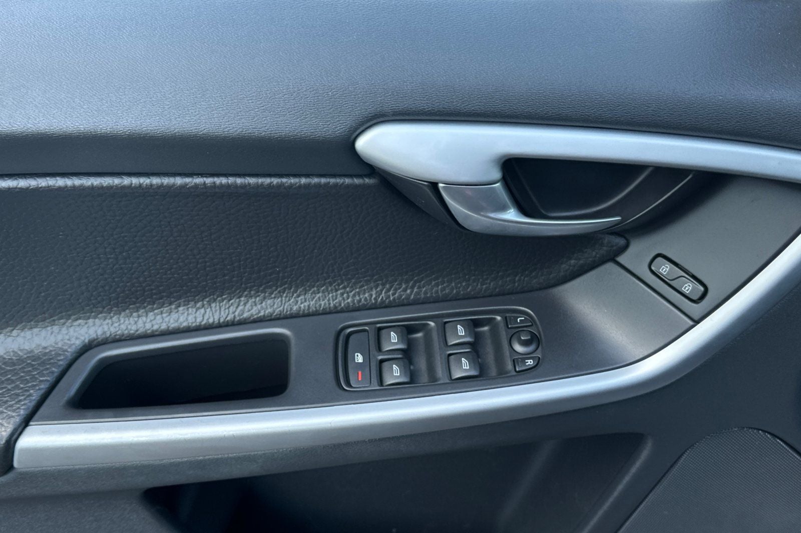 2011 Volvo XC60 T6
